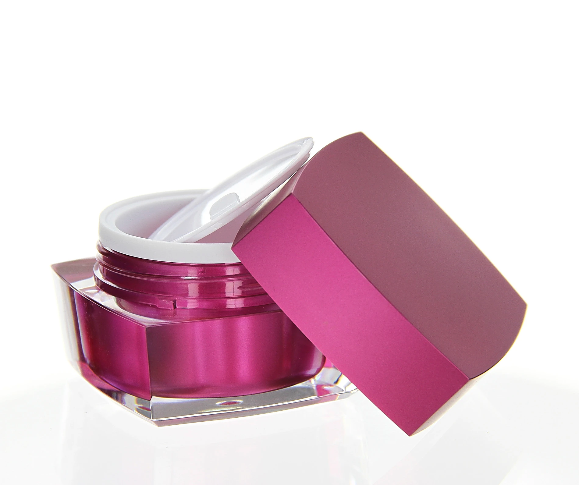 Open 30ml acrylic jar in glossy pink with white inner seal and clear base on white background