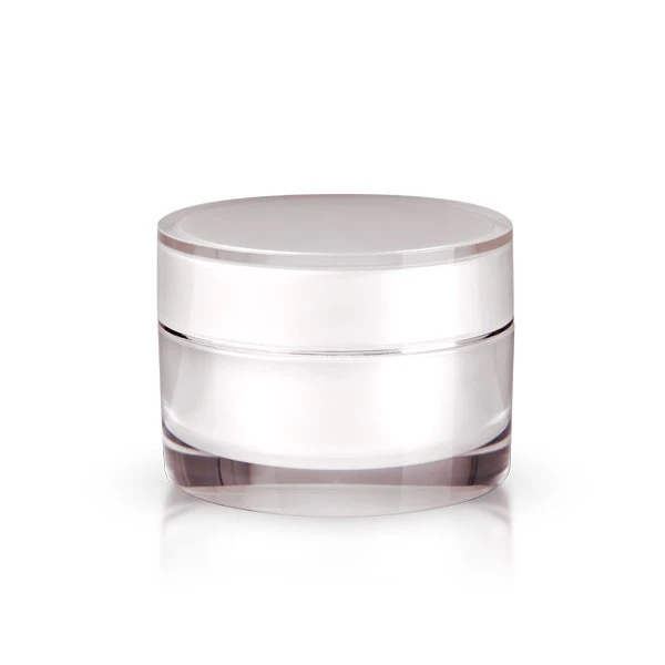 Closed 30ml acrylic jar in pearlescent look with transparent outer shell on white pedestal