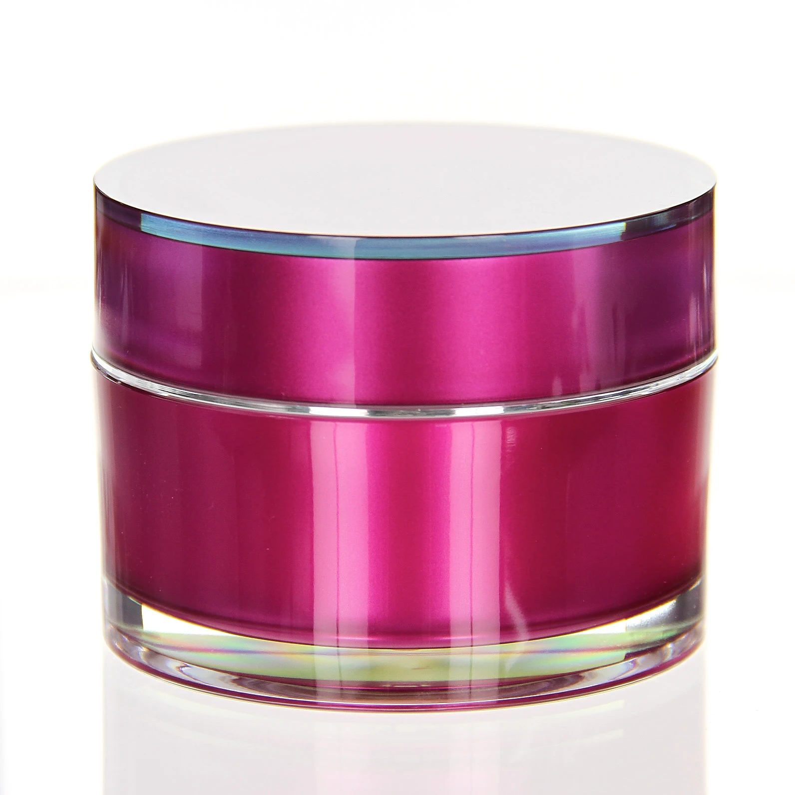 Closed 100ml acrylic jar in glossy pink with transparent outer wall on white pedestal